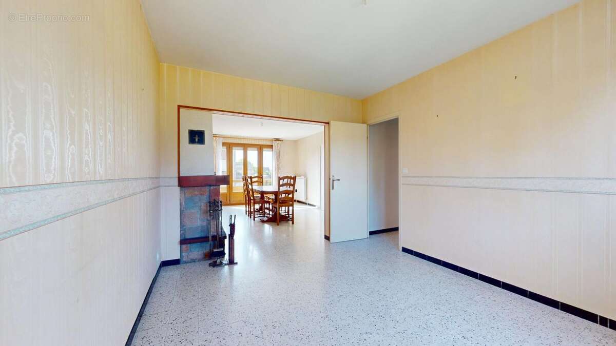 A vendre Maison type 7 proche Reims - photo 3
