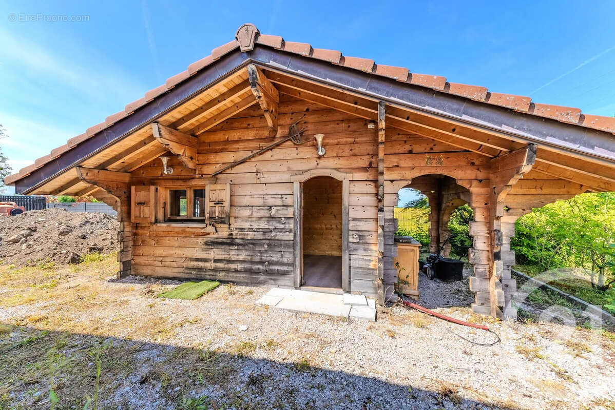 Maison à SAINT-PAUL-EN-CHABLAIS