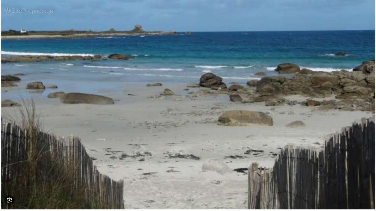 Maison à PLOUGUERNEAU