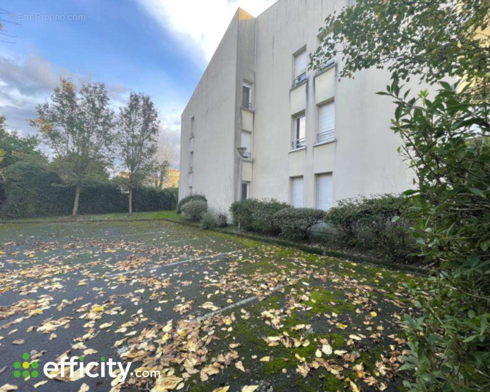 Appartement à SAINT-SEURIN-SUR-L'ISLE