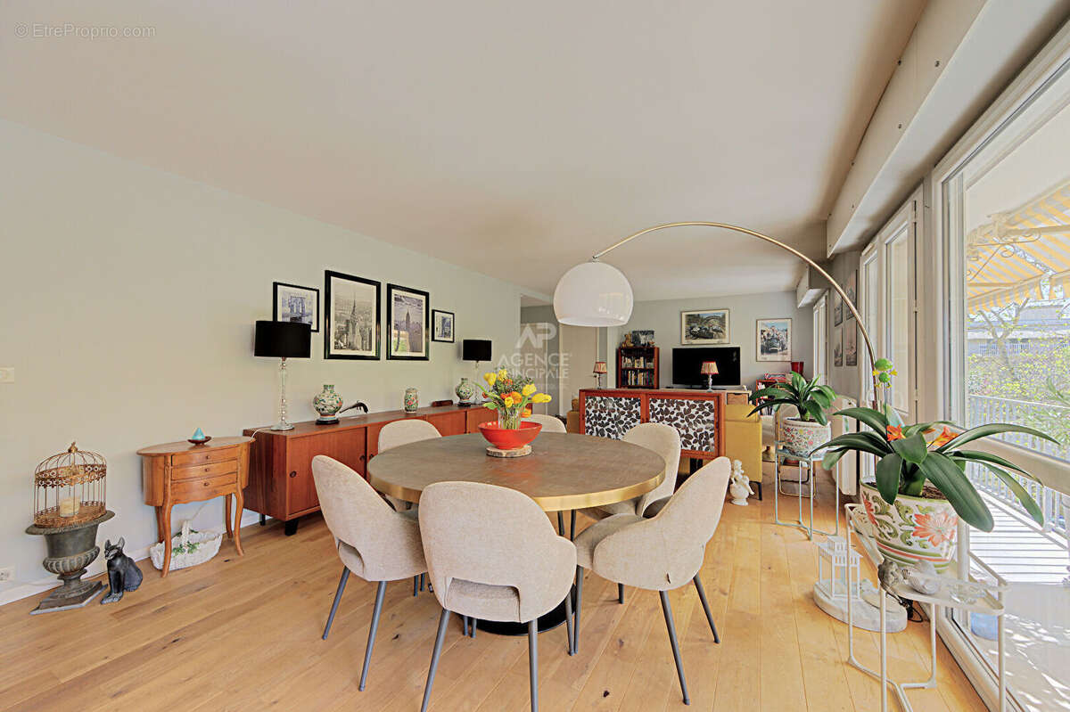 Appartement à CHAMBOURCY