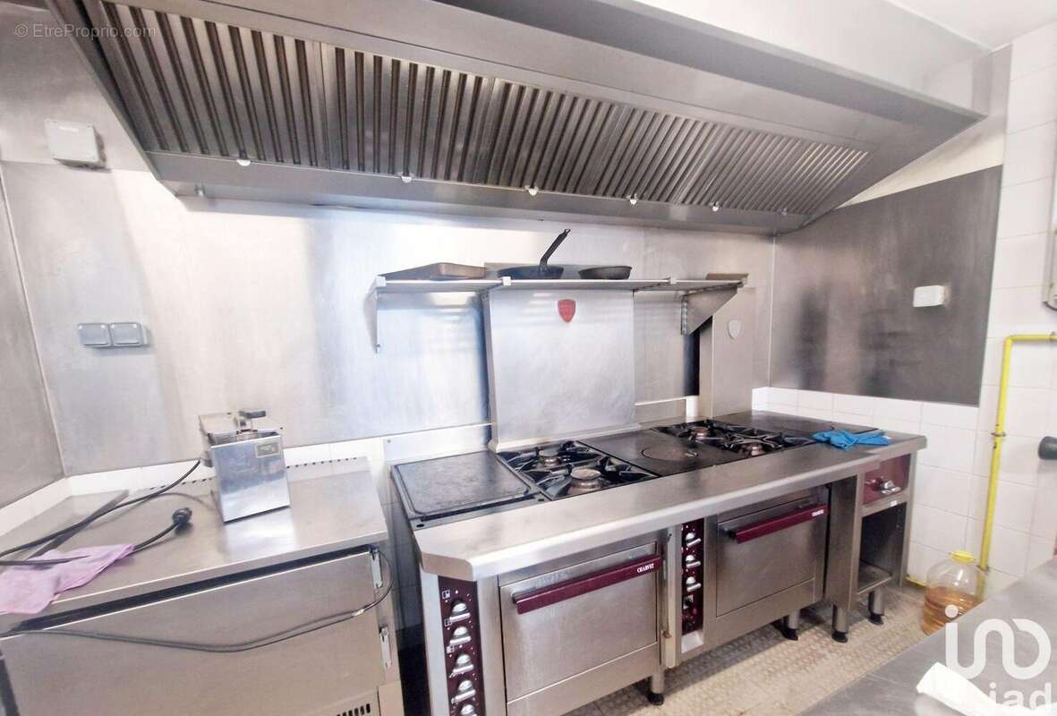 Photo 5 - Commerce à VILLENOY