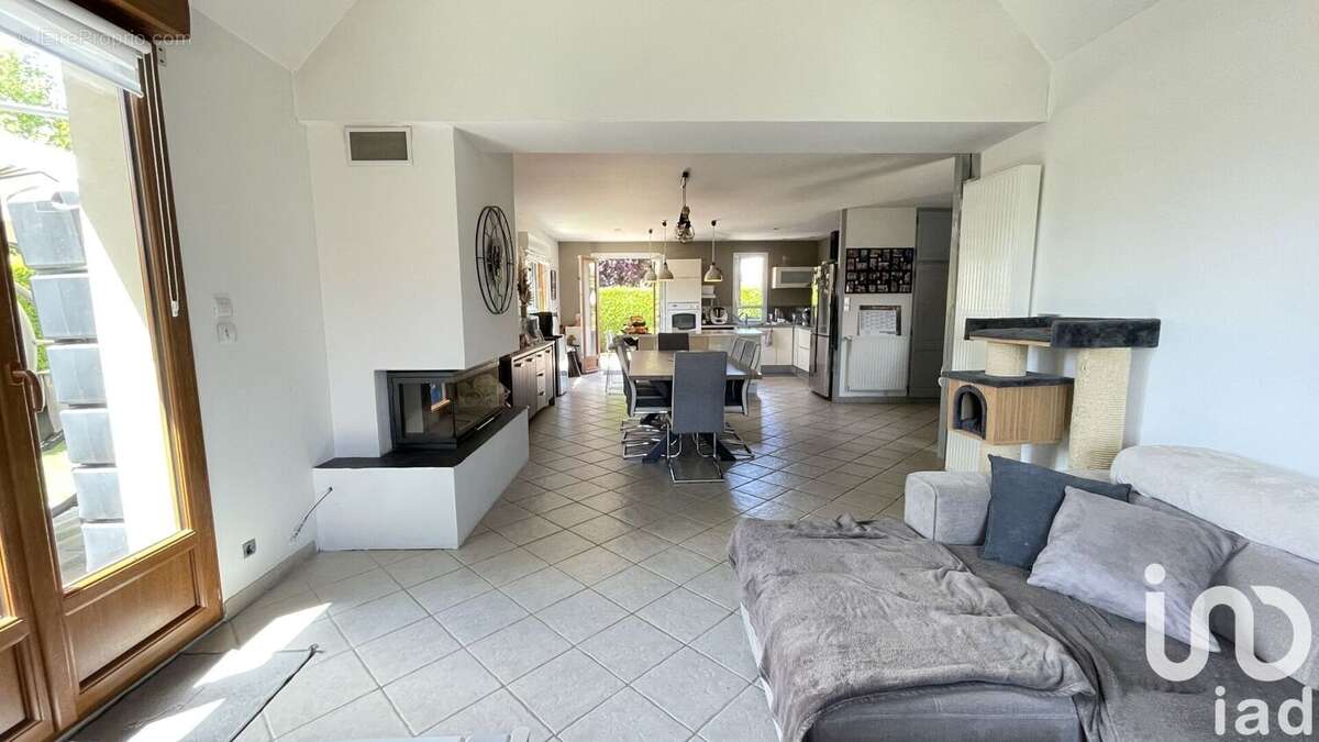 Maison 117 m² à Voiscreville  - photo 4