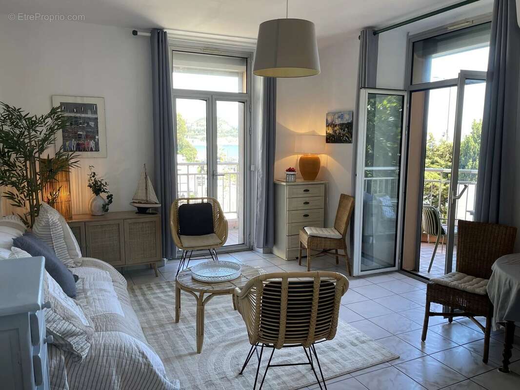 Appartement à THEOULE-SUR-MER