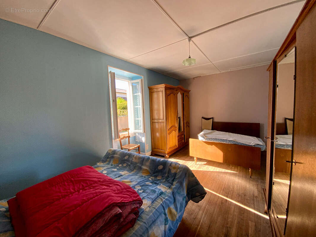 Maison à SAINTE-LHEURINE