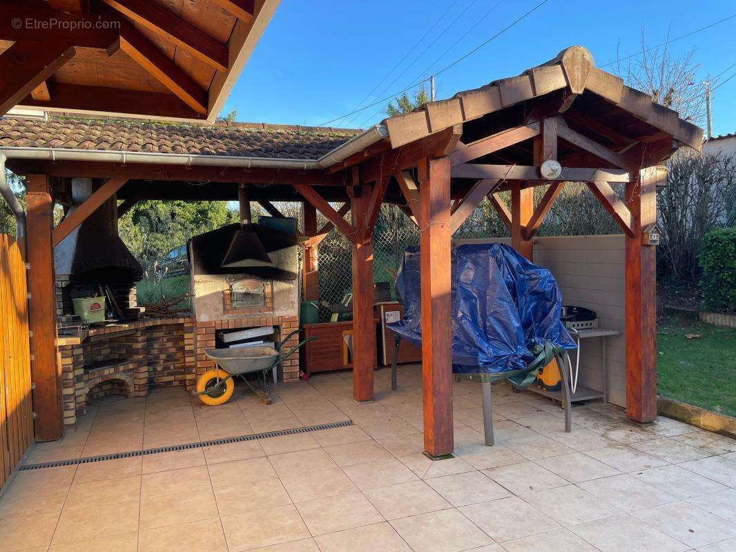 Maison à SAINT-ROMAIN-DE-JALIONAS