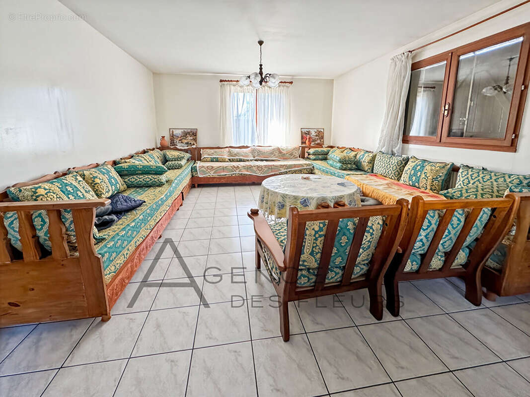 Maison à TOURVILLE-LA-RIVIERE