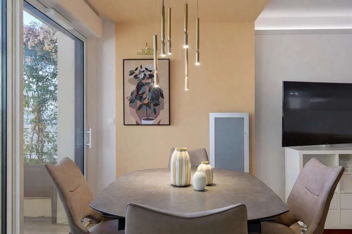 Appartement à HYERES
