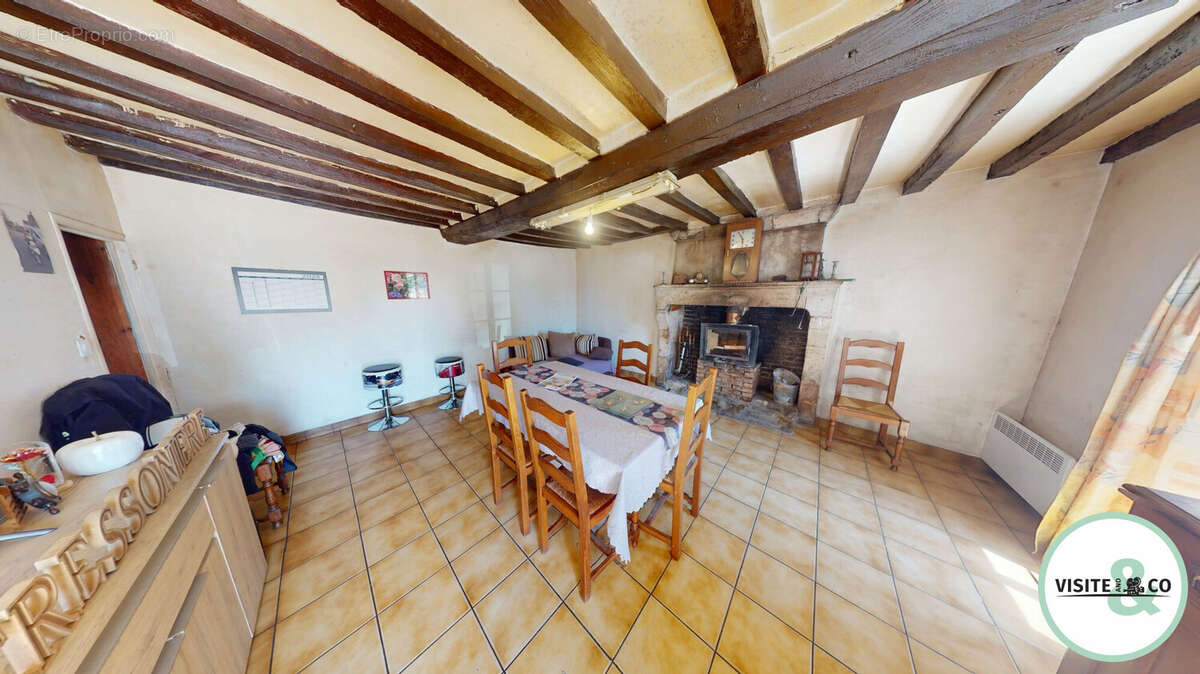 Maison à USSY