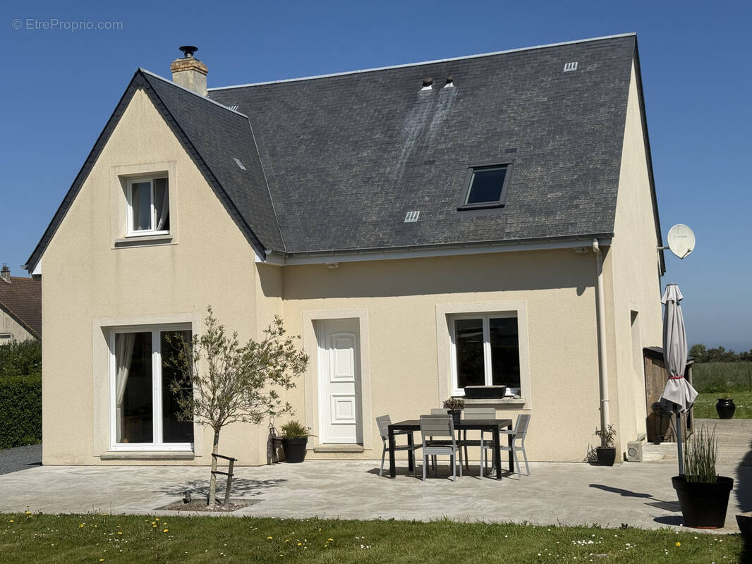 Maison à COMMES