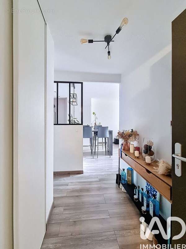 Photo 8 - Appartement à COMBS-LA-VILLE