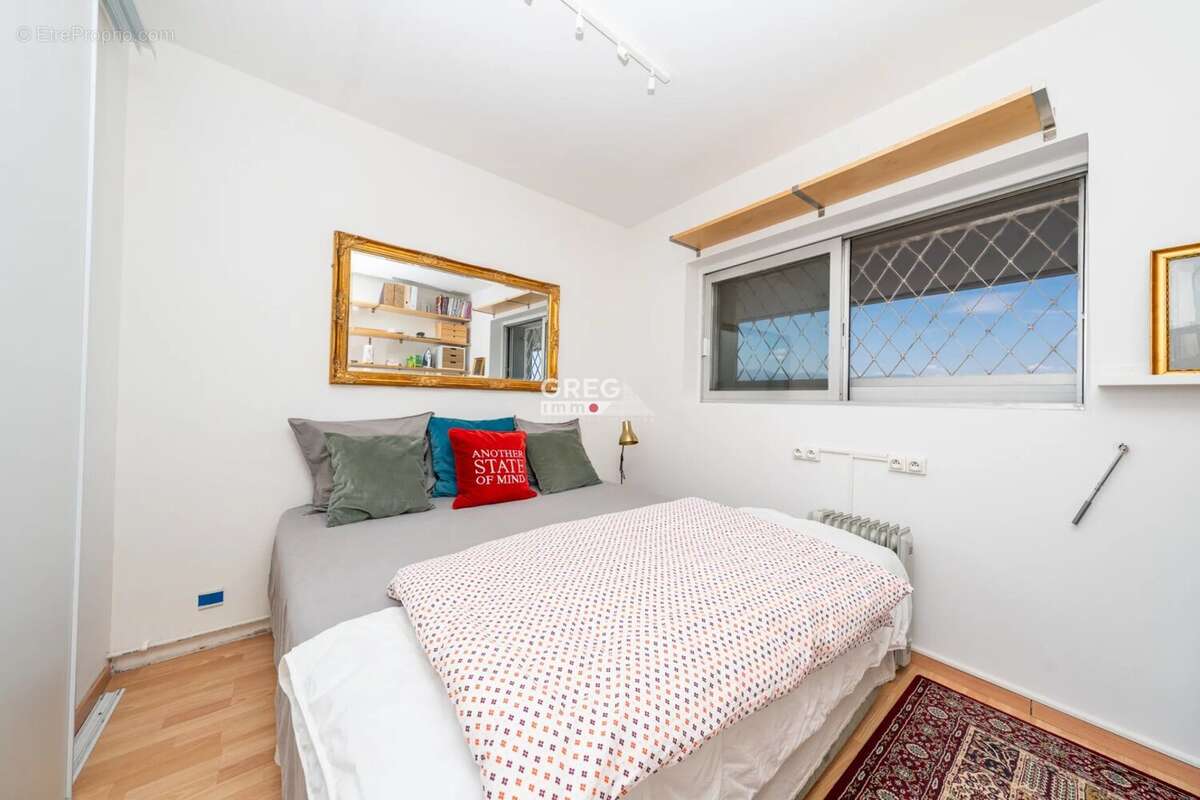 Appartement à VILLENEUVE-LOUBET