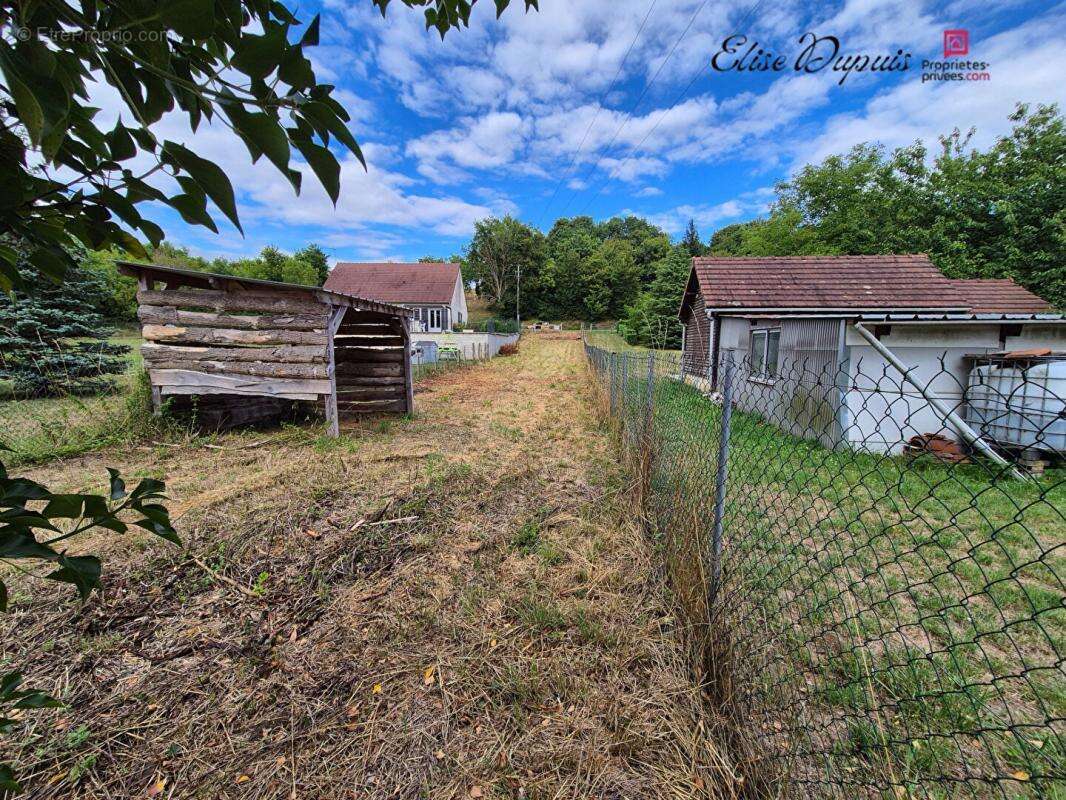 Terrain constructible - 10160 Rigny Le Ferron 531 m2 - photo 5