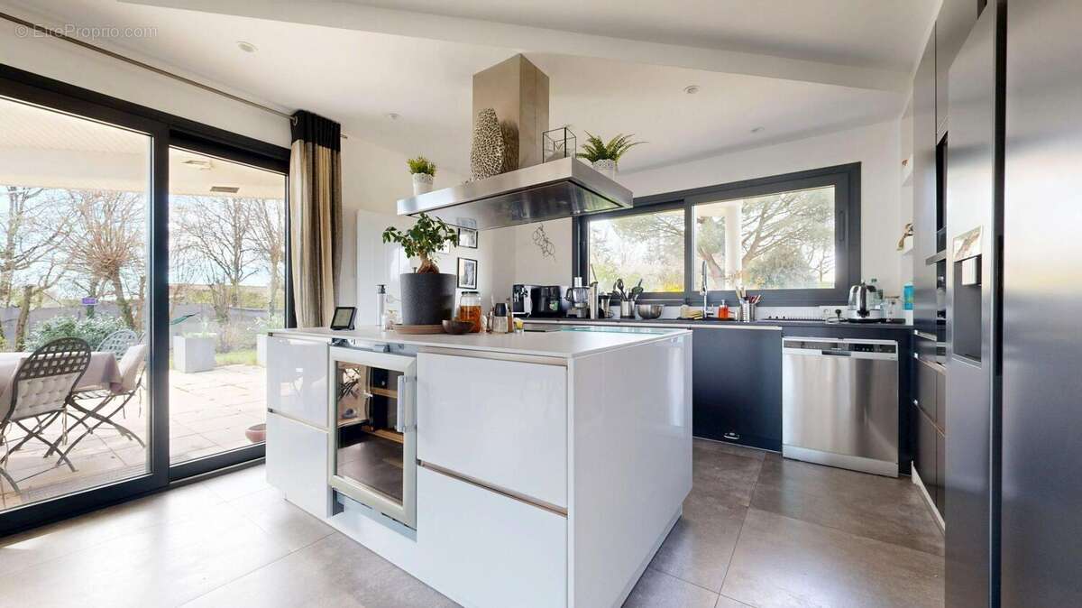 Maison à FRANCHEVILLE