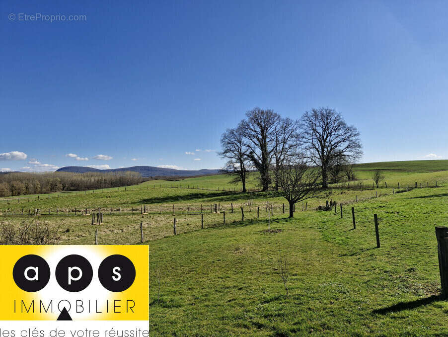 Maison à VILLENEUVE-D&#039;AVAL