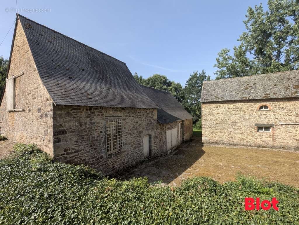 Maison à ERBREE