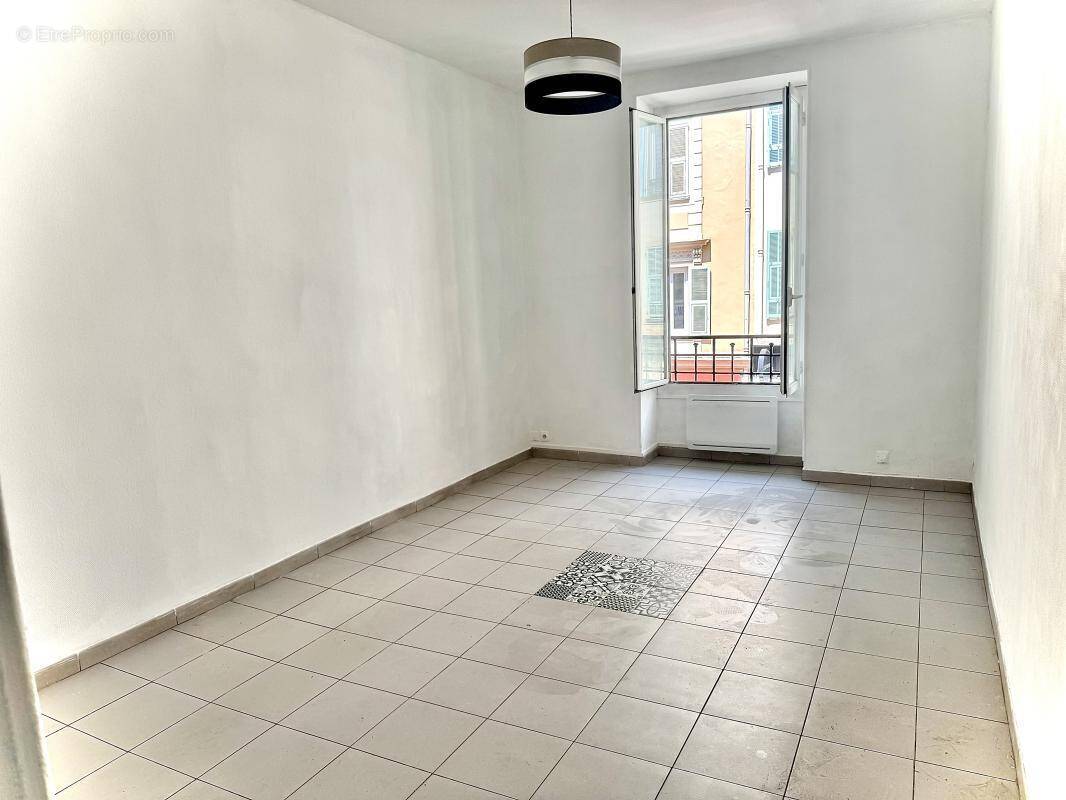 Appartement 3 pièces 66 m² · à Nice · 66 m² · 410 000 €