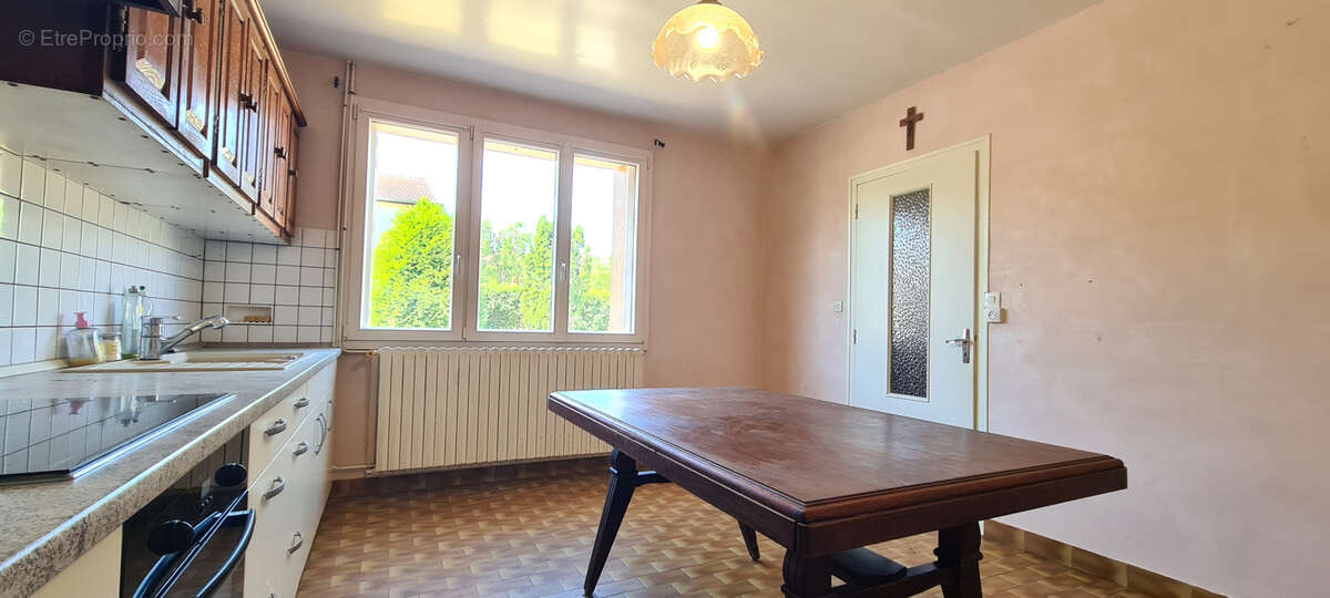 Maison à BETHELAINVILLE
