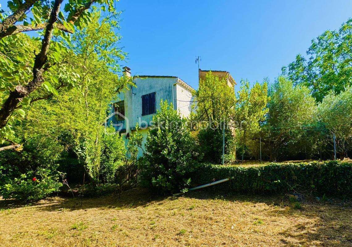 maison à rénover sur Celony - photo 11
