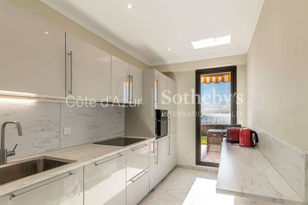 Appartement à ROQUEBRUNE-CAP-MARTIN