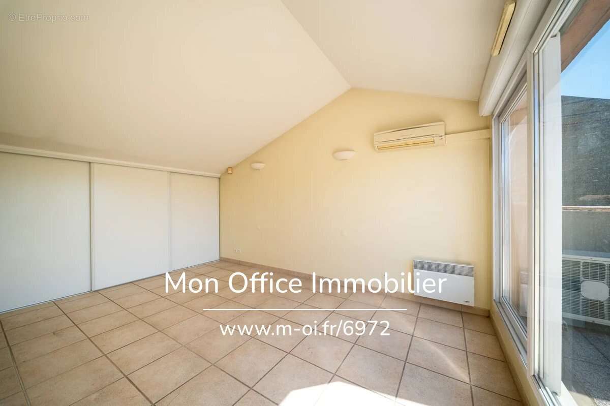 Appartement à MARSEILLE-11E