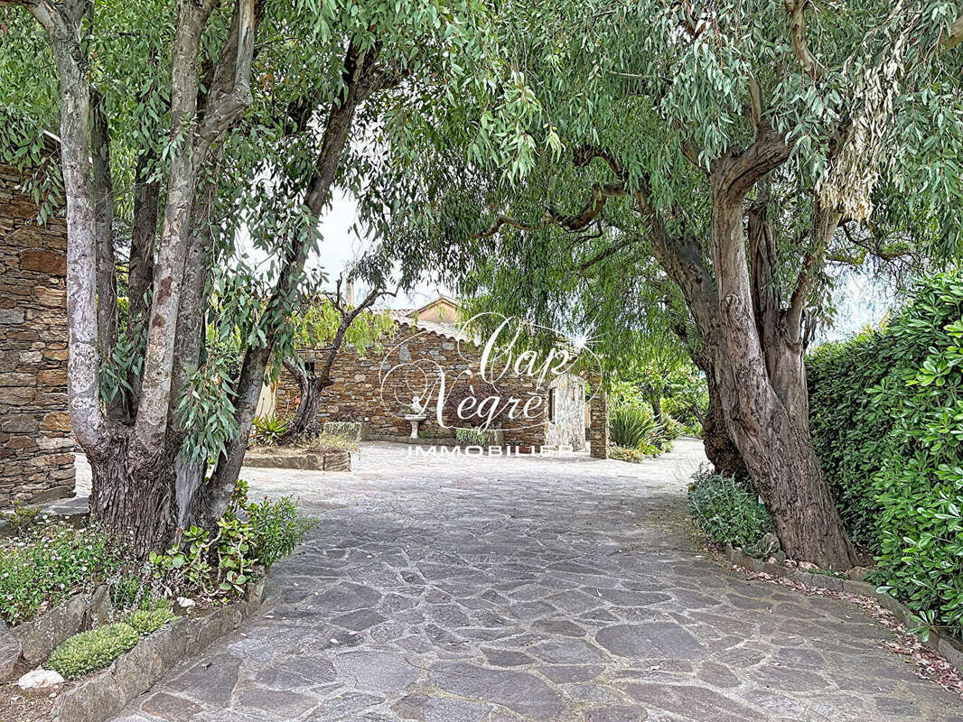 Maison à RAYOL-CANADEL-SUR-MER