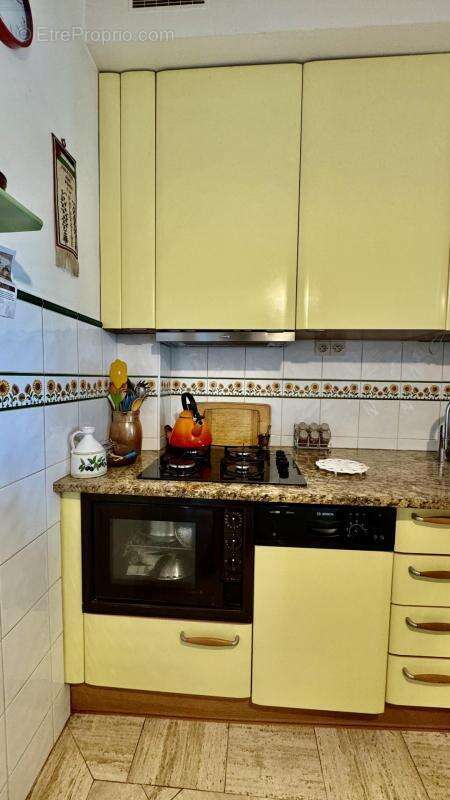 Appartement à PARIS-14E