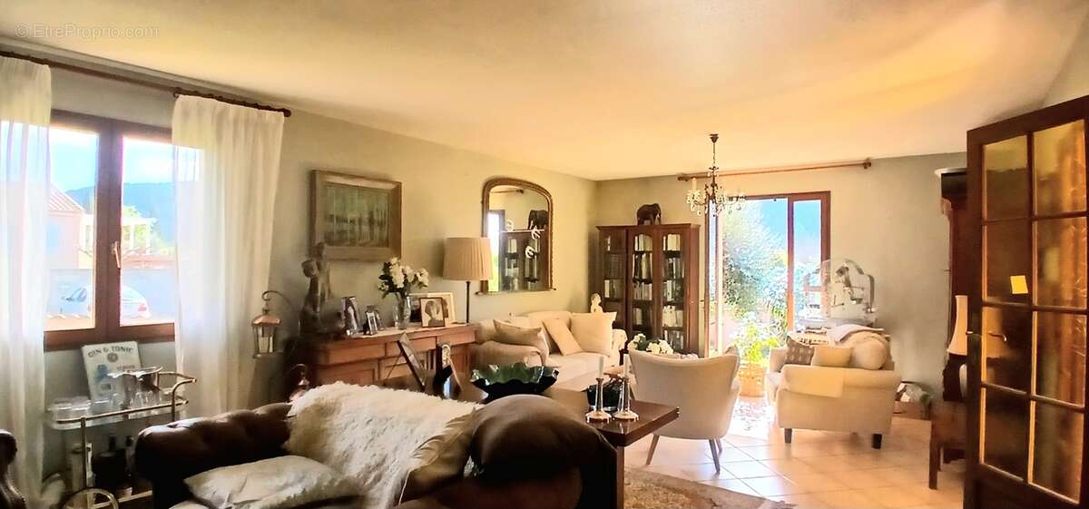 Maison à BIZE-MINERVOIS