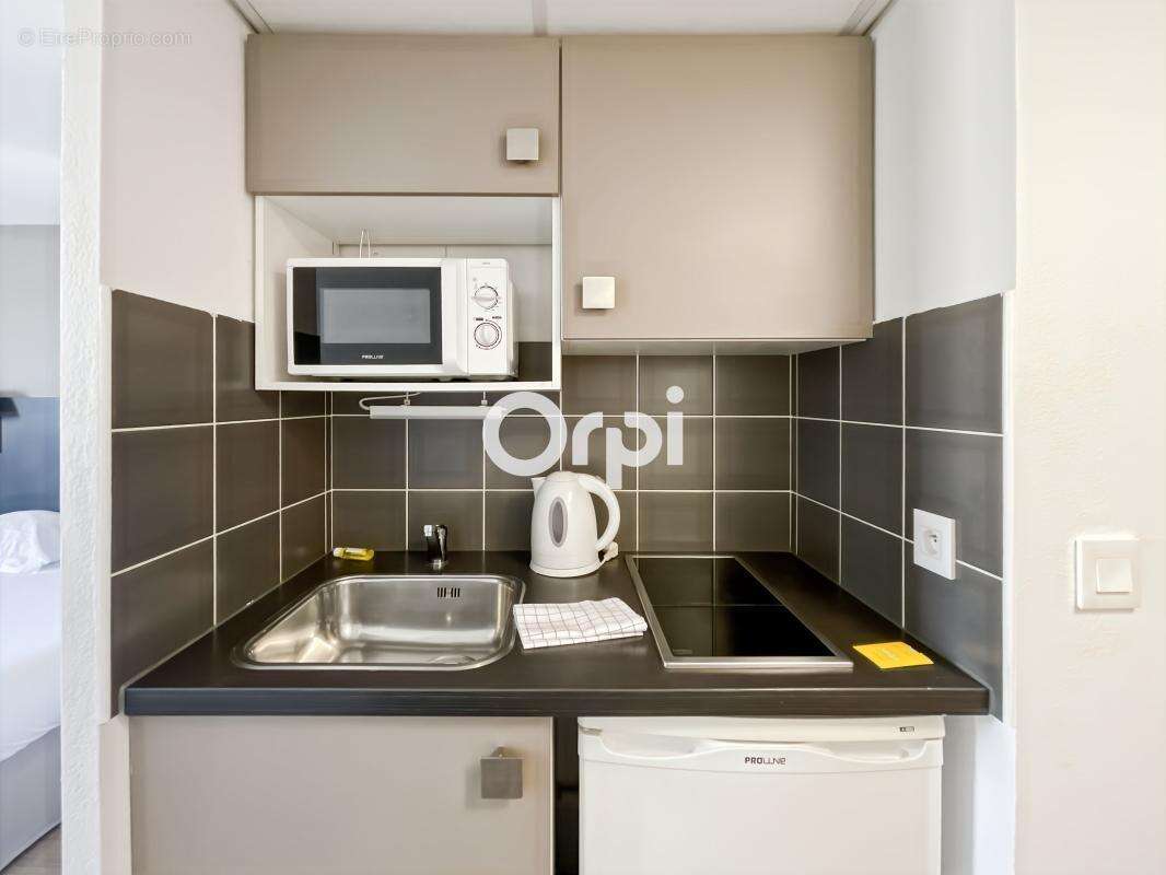 Appartement à MARSEILLE-4E