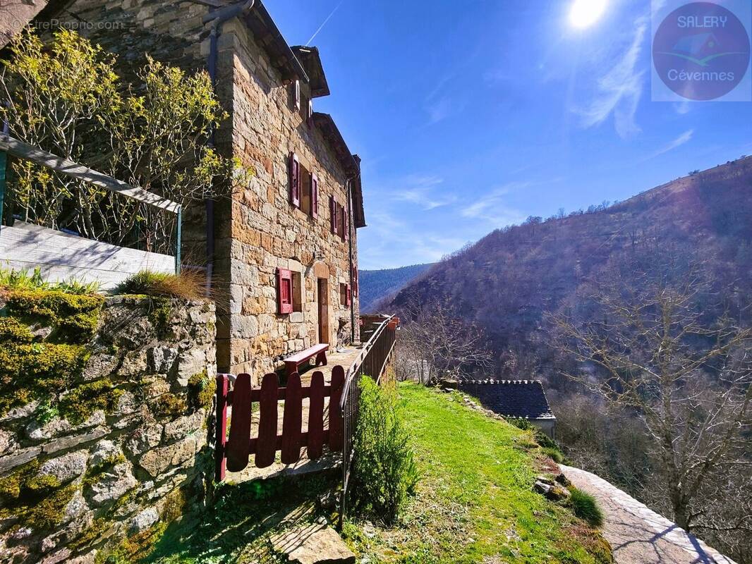 Maison à LES BONDONS