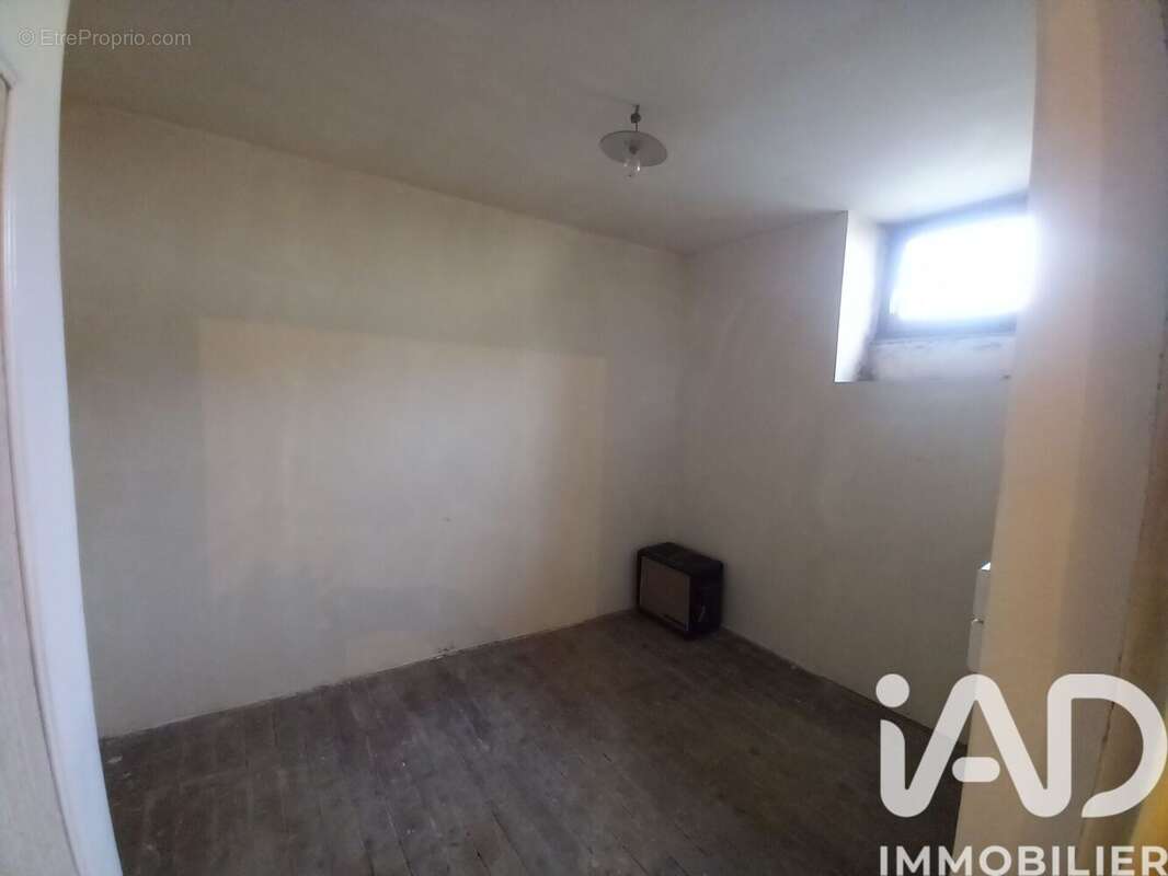 Photo 7 - Maison à VILLAINES-LA-JUHEL