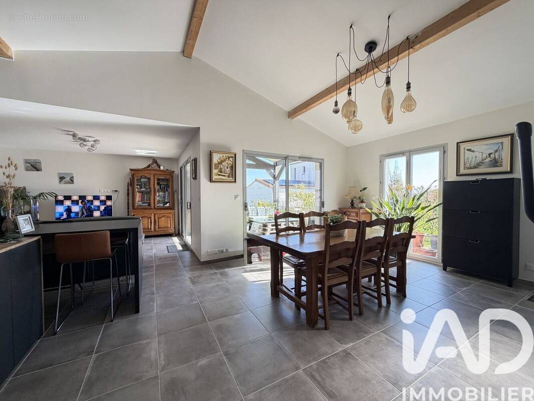 Photo 1 - Maison à MORNAC-SUR-SEUDRE