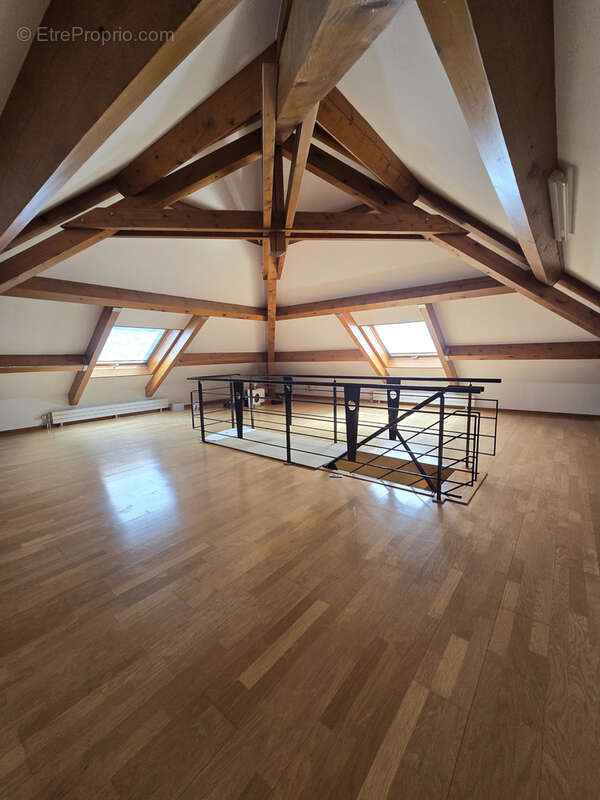 Maison/Villa d'architecte 5/6 pièces, 222 m2 - photo 16