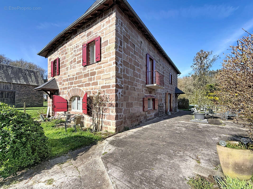 Appartement à SAINT-VIANCE