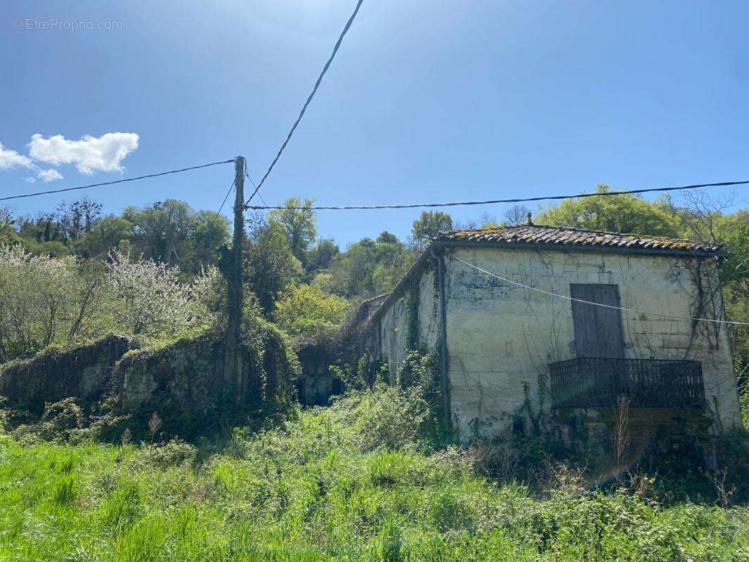 Maison à SAINT-JEAN-DE-BLAIGNAC