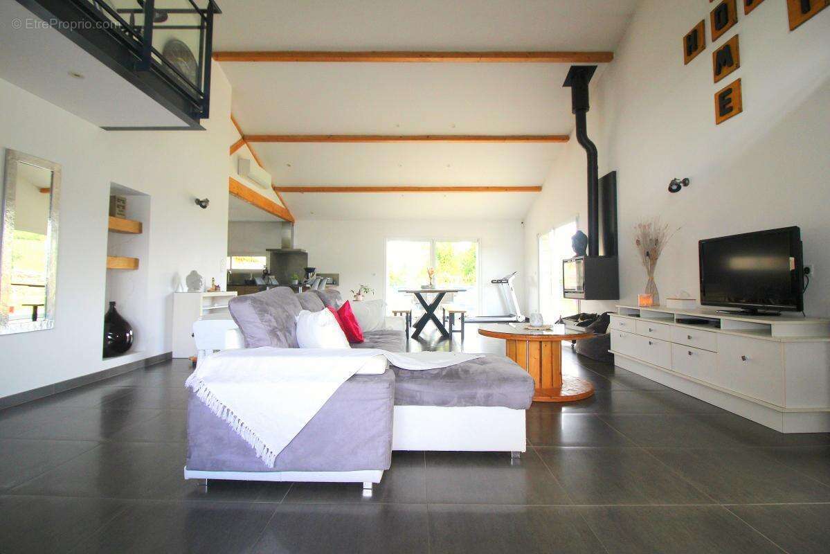 Maison à BIZIAT