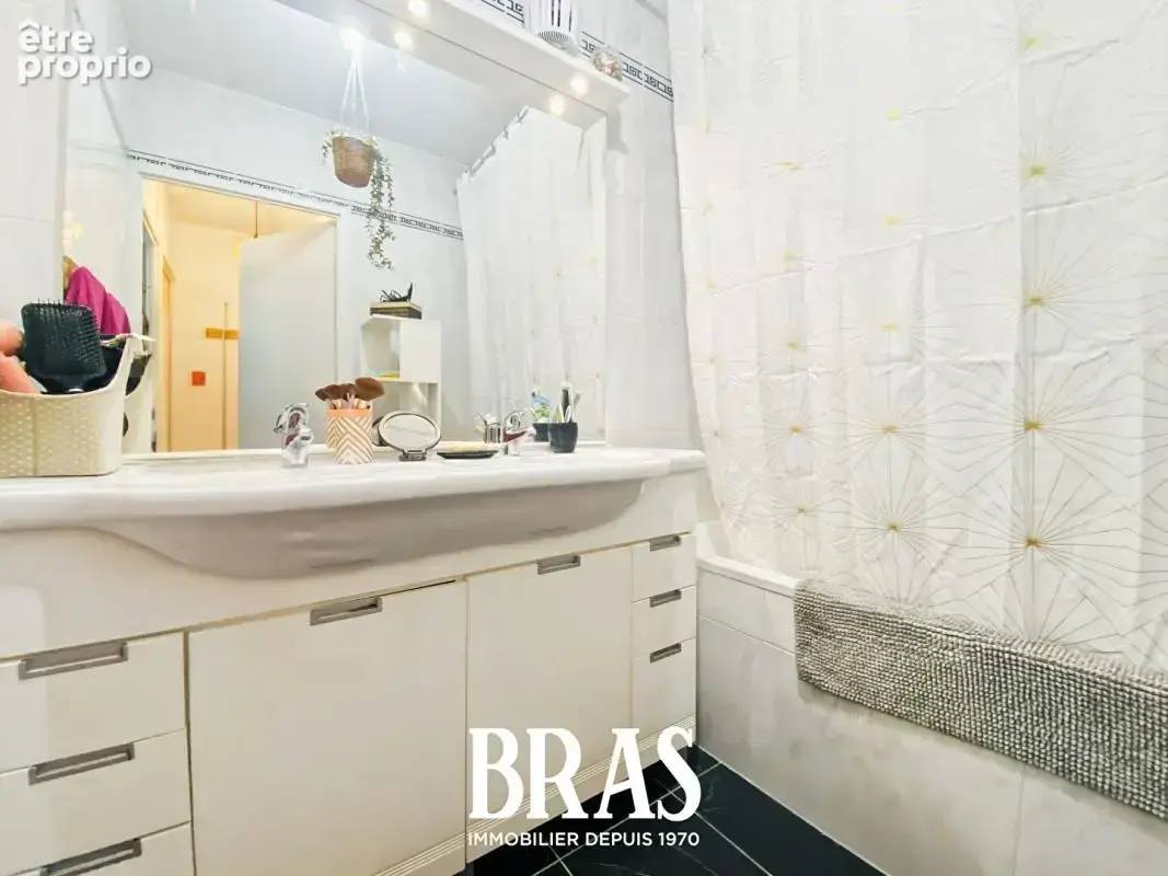 A vendre Appartement 3 pièces - 2 chambres - Saint-Marc-sur-Mer - photo 5