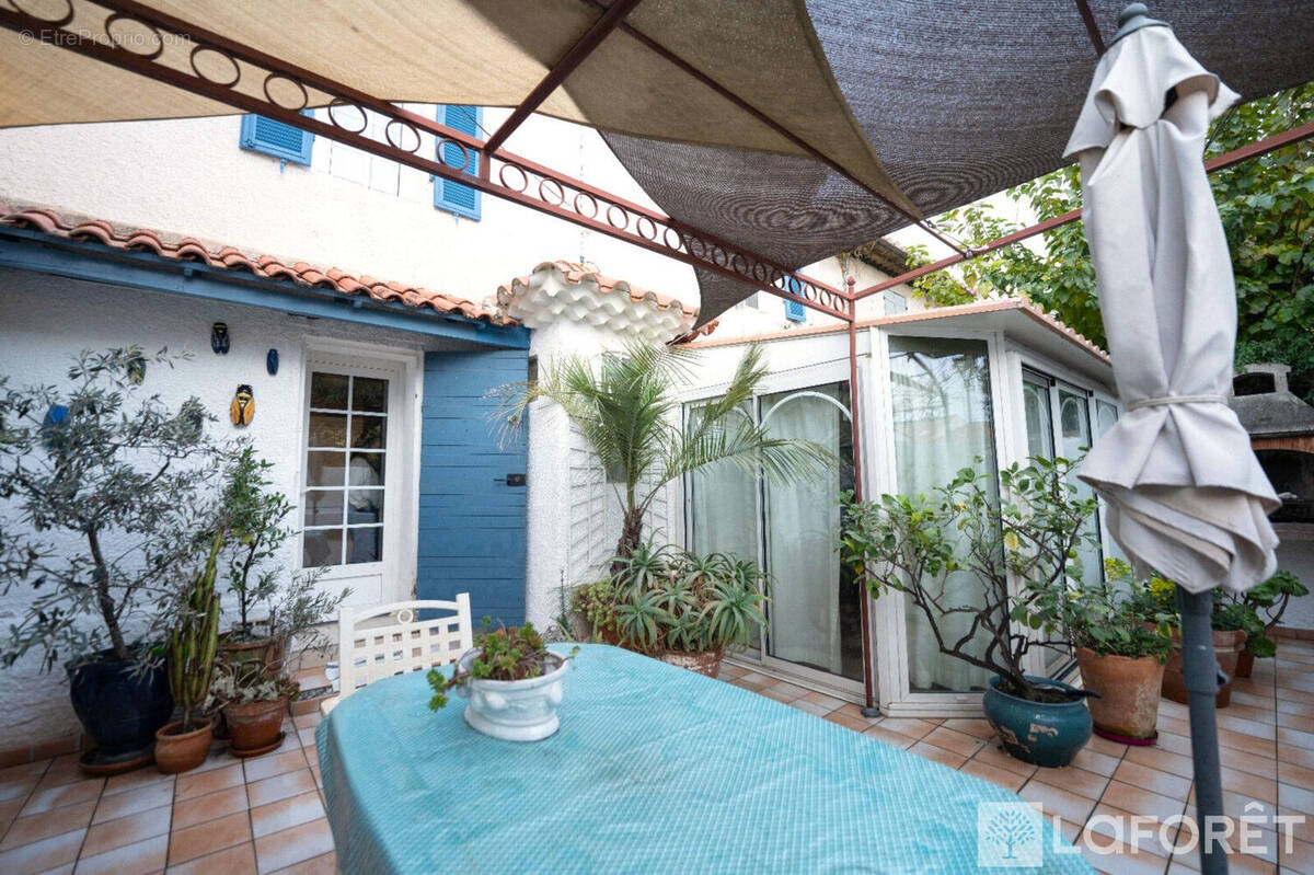 Maison à SAUSSET-LES-PINS