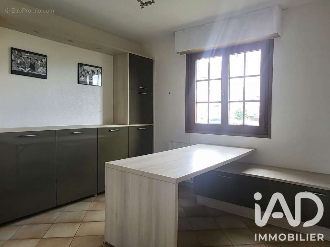 Maison 184 m² à Eecke  - photo 5