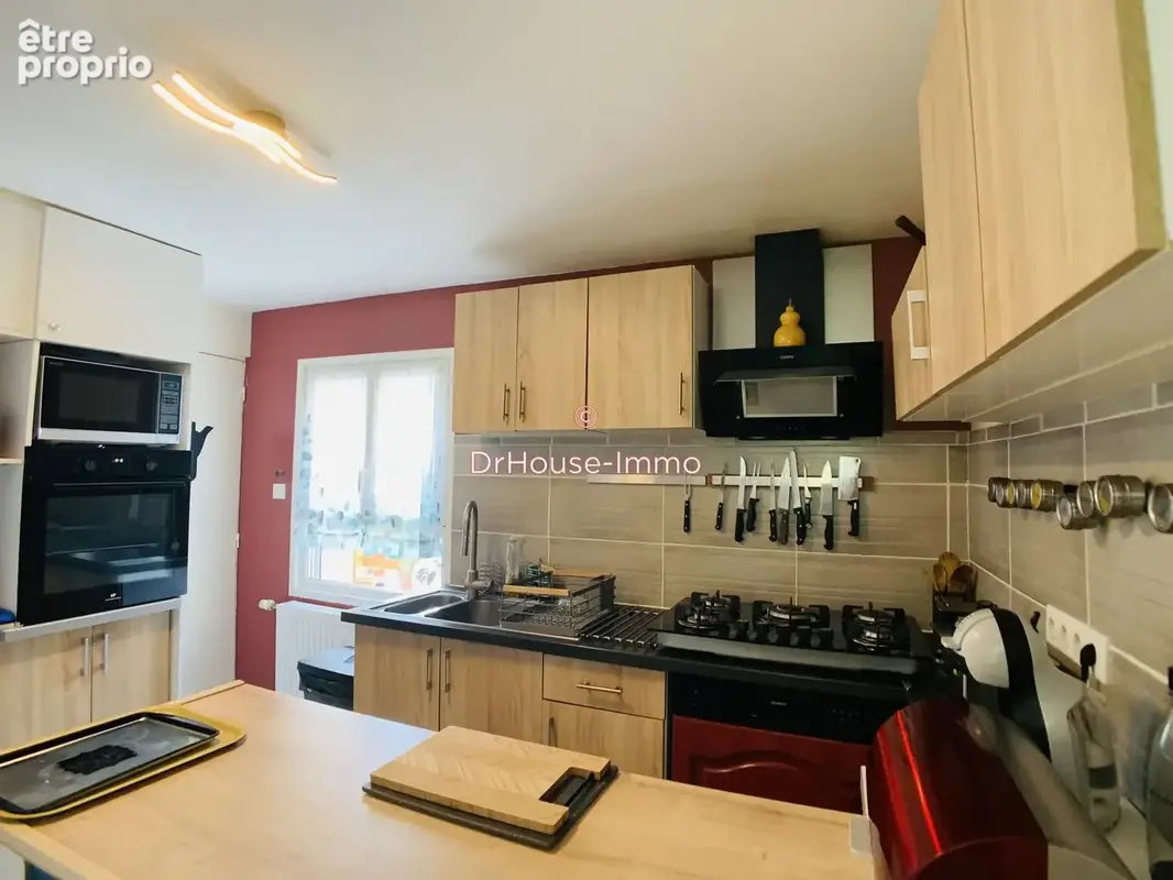 Maison 6 pièces 95 m² à vendre à Chateau-Renard (45220) - photo 12