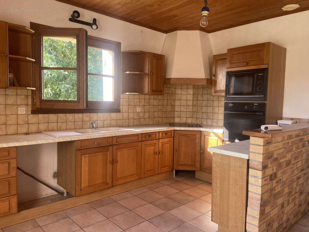 Maison à SAINTE-BAZEILLE