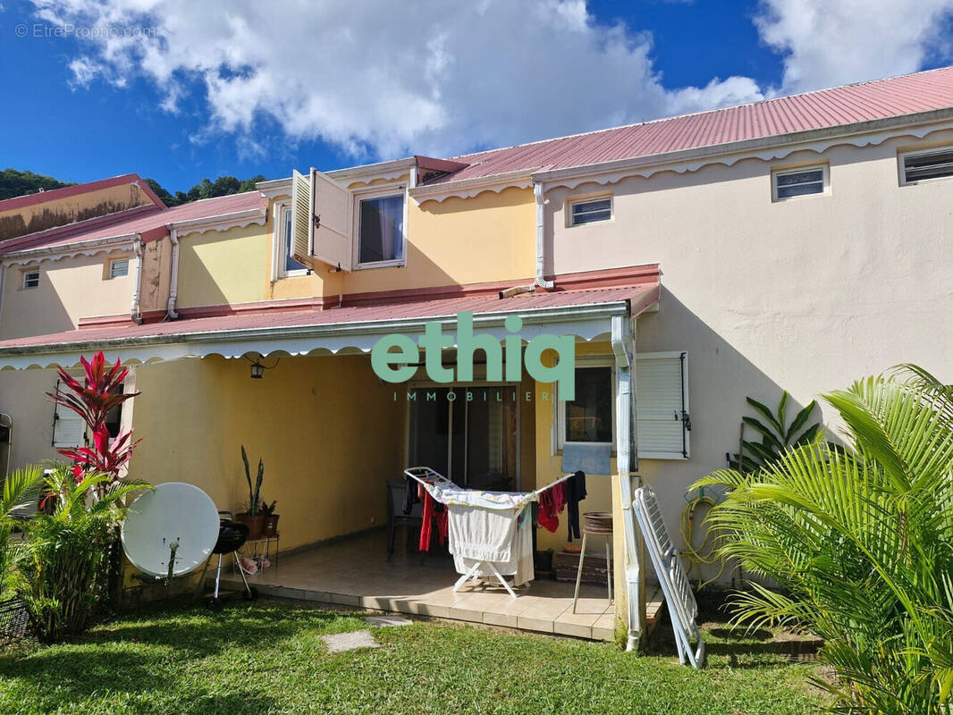 Appartement à GOURBEYRE