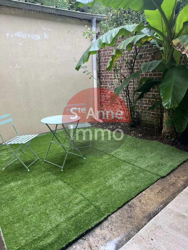 Commerce à AILLY-SUR-SOMME