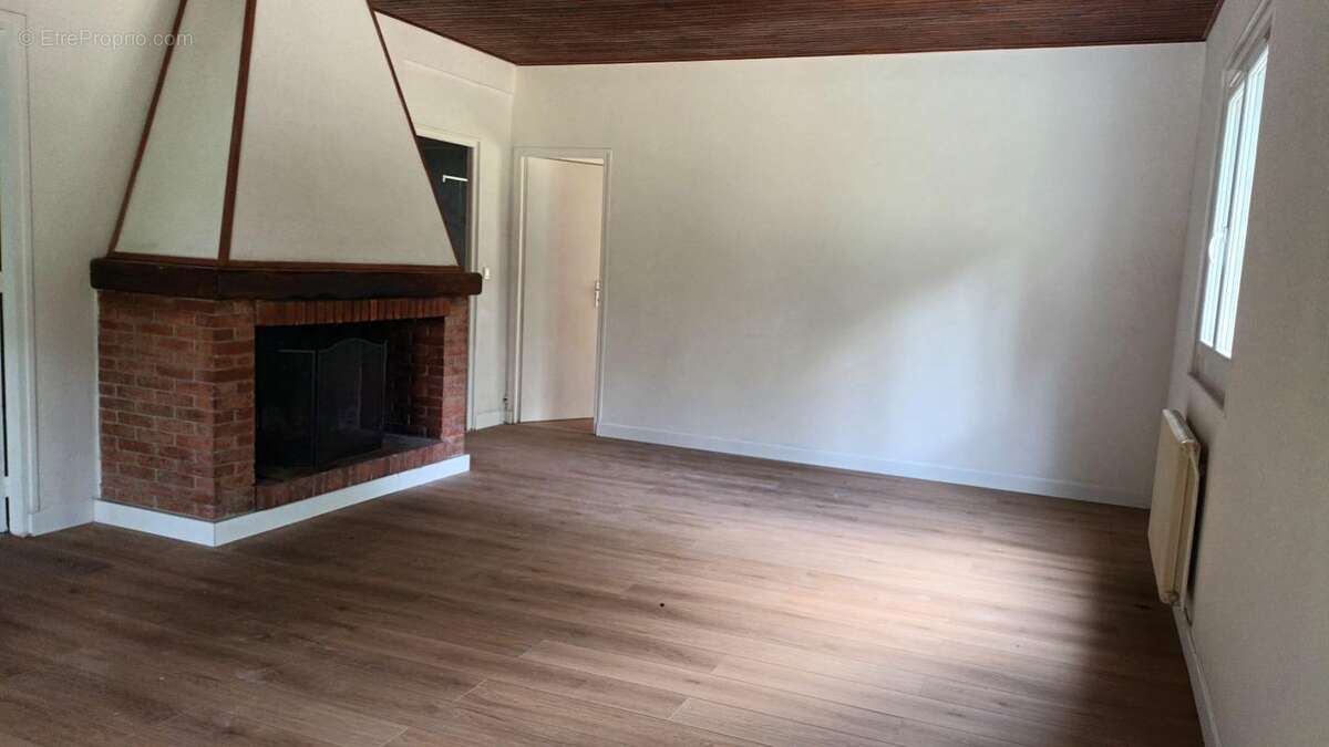 Maison 130 m² à Saint-Magne  - photo 3