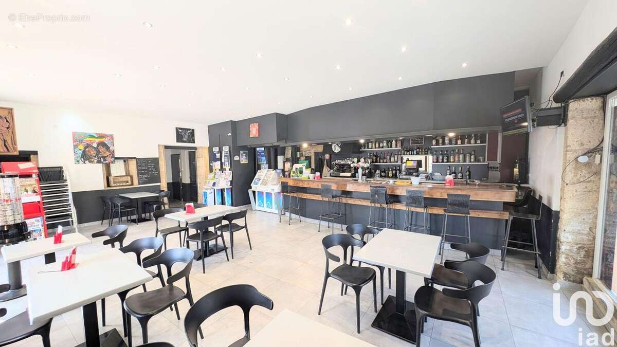 Photo 4 - Commerce à SAINT-GERVASY