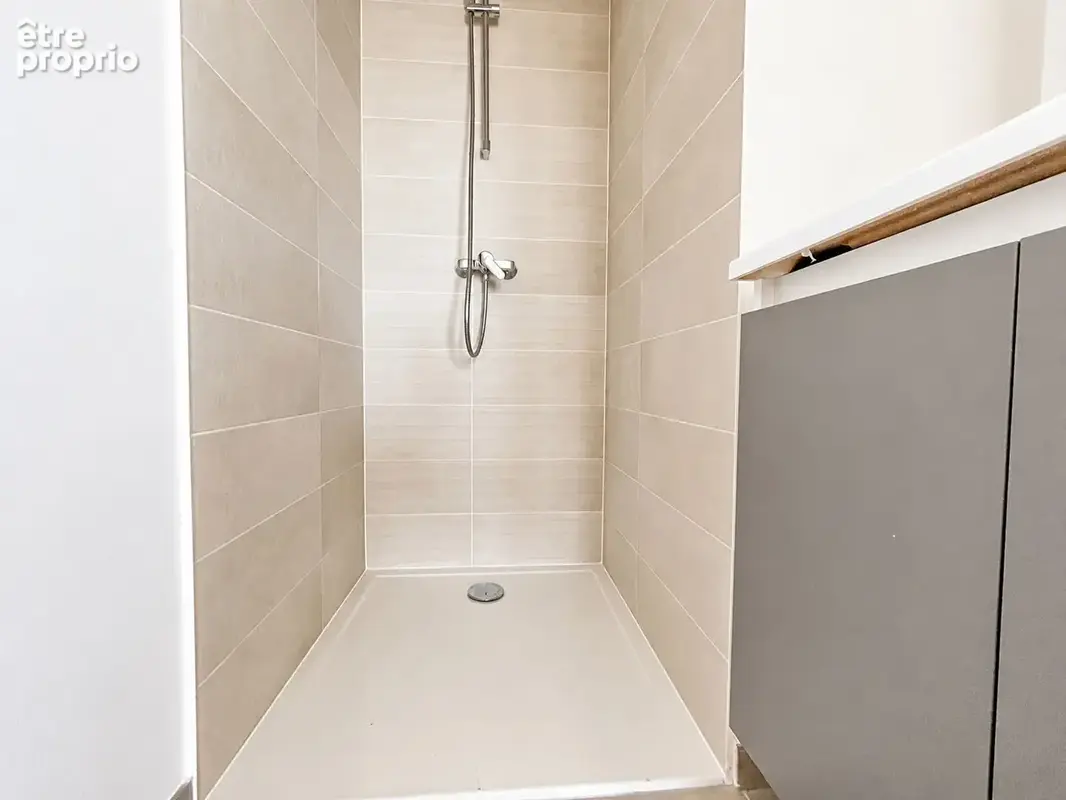 Dernier etage - photo 12