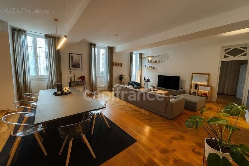 Appartement à BOURG-EN-BRESSE