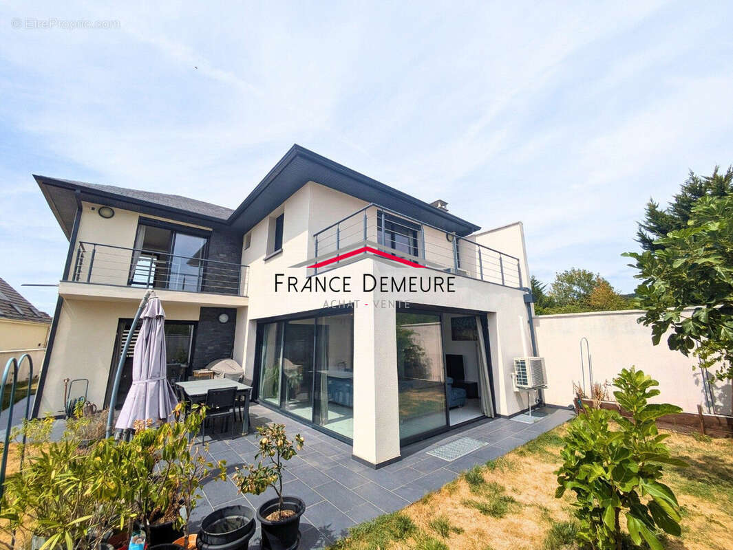 Façade côté jardin