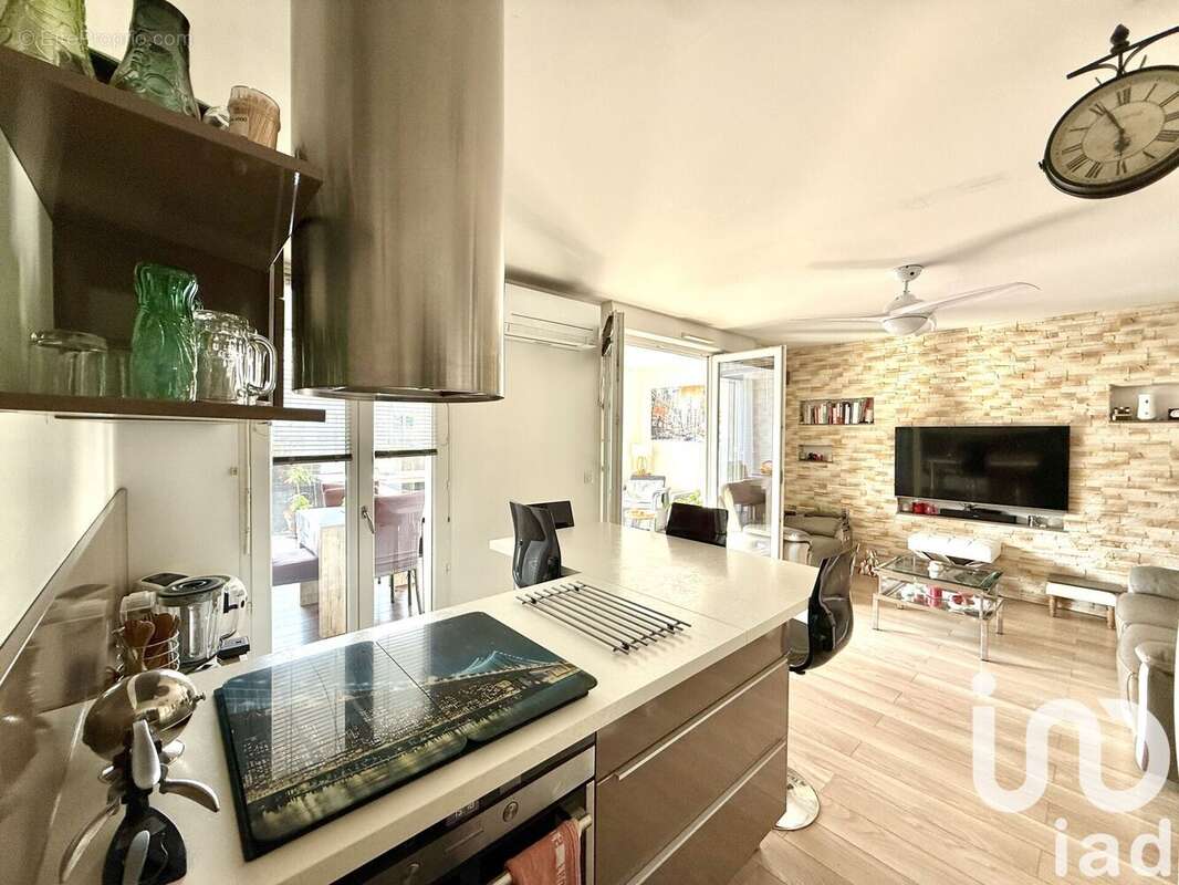 Photo 2 - Appartement à COGOLIN