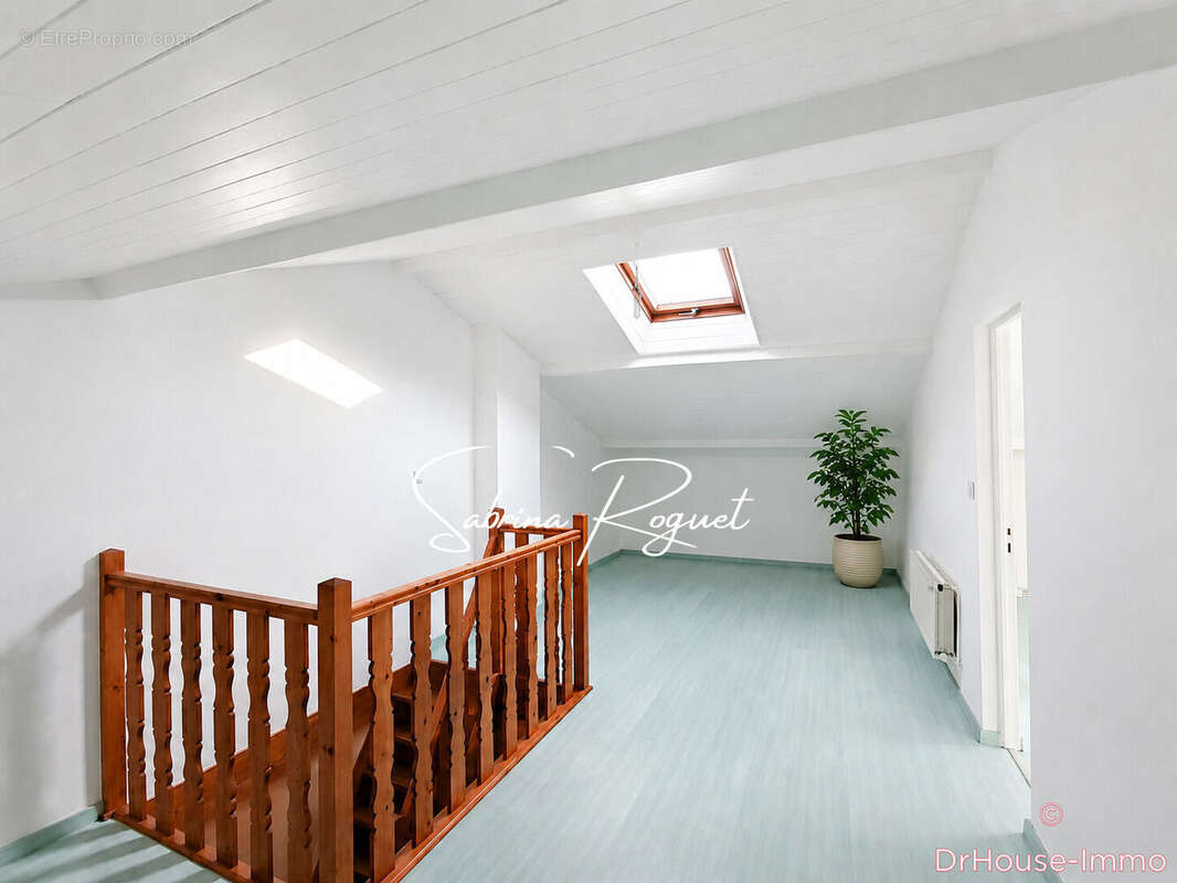 Maison 162 m² à Begles  - photo 9
